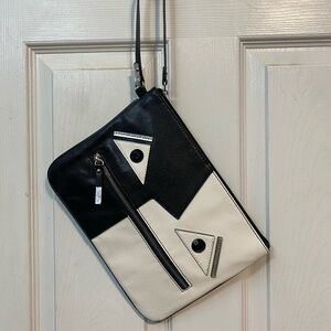 Nine West Wristlet